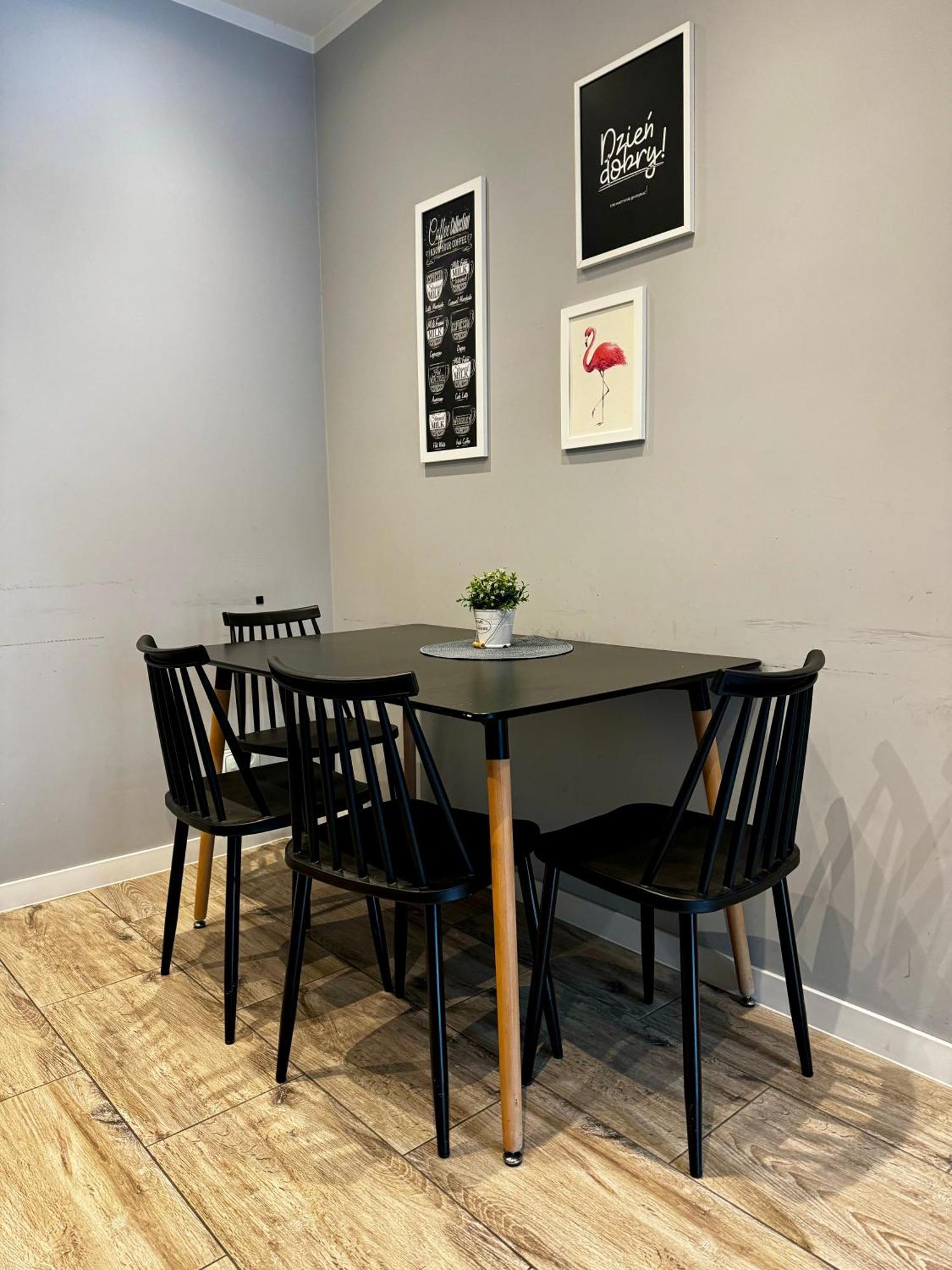 Apartament Flaming Deluxe Z Balkonem - Scisle Centrum Naprzeciwko Pkp I Pks - Self Check In - Darmowy Parking - Pozne Wymeldowanie Do 12 - Wystawiamy Fv Οπόλε Εξωτερικό φωτογραφία